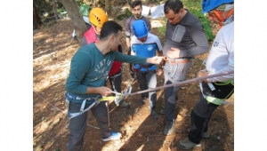 Kursiyer dağcılar uygulamalı eğitimlerini Kemalpaşa'da yaptı