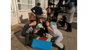 Öğrencilerden can dostlara örnek davranış