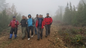 Zirve dağcılarıyla Armutlu Kazan Gölü'nden Mahmut Dağı'na