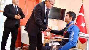 Vali Deniz :Engelli bireylerin spor yapabilmeleri için üzerimize ne düşüyorsa yapmaya da hazırız”