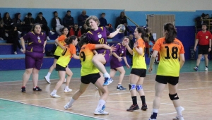 GENÇLER HENTBOL GRUP MÜSABAKALARI SONA ERDİ