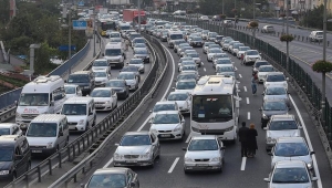 TÜİK: Taşıtlar 2019'da 301 milyar 555 milyon km. yol yaptı