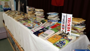 Vestel Beyaz Eşya'da Çalışan Personellerden Manisa İl Halk Kütüphanesi'ne Kitap Bağışı