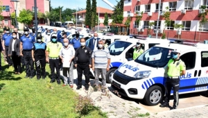 Manisa Emniyetine bağışlanan araçlar dualarla hizmete alındı