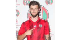 Turgutluspor Ozan Can Oruç’la imzaladı