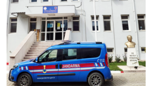 JASAT Turgutlu’da 15 aranan şahsı yakaladı