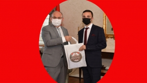 Vali Karadeniz, Türkiye 1’incisini Ödüllendirdi