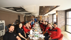 Yemen Kahvesi, Turgutlu Belediyespor kadın basketbol takımını ağırladı