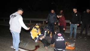 Otomobilin çarptığı bisikletli yaşamını yitirdi