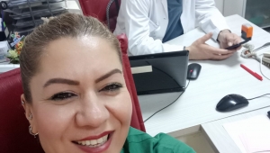 Emekli olan doktora 7 yıldır baktığı hastaların barkodları hediye edildi