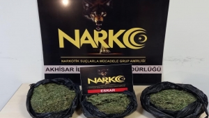 3 kilo 202 gram esrar maddesi ele geçirdi 