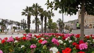 Turizm sezonu öncesi Çeşme yenileniyor