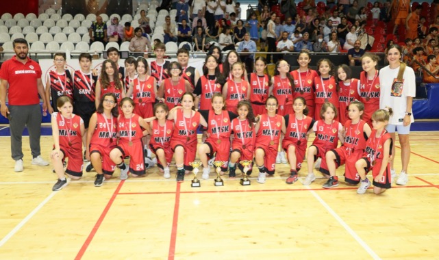 2021-2022 basketbol altyapı buse görer sezonu şampiyonları belli oldu