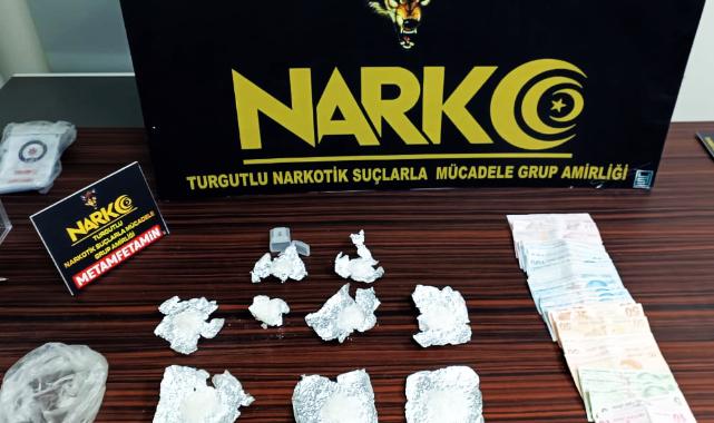 Turgutlu'da uyuşturucu operasyonu: 4 gözaltı