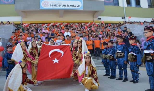 Manisa’da 265 bin 537 öğrenci ders başı yaptı
