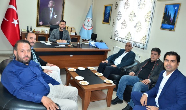 İl Milli Eğitim Müdürü Uğurelli’den Turgutlu’da bir dizi ziyaret