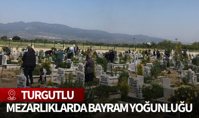 Mezarlıklarda bayram yoğunluğu