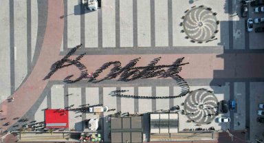 Manisa'nın kalbine 1938 kişiden Atatürk imzası