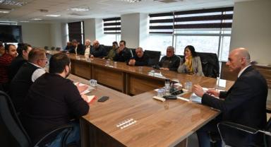 Manisa Büyükşehir Yunusemreli muhtarları  dinledi