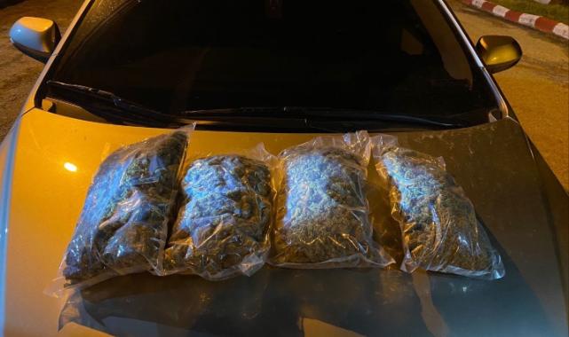 4 Kilogram Uyuşturucu ve 30 Bin TL Ele Geçirildi