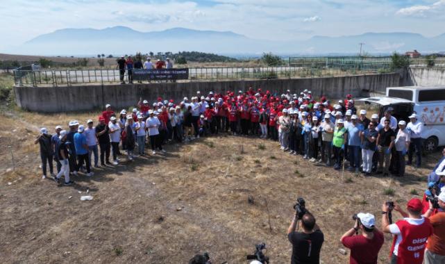 500 gönüllü Bağ Yolu Gölet temizliğinde buluştu