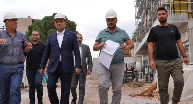 Baybatur,5 mahalleyi kapsayan TOKİ konutlarında incelemede bulundu.