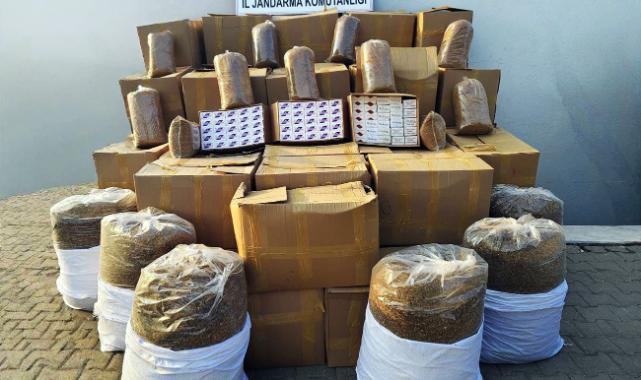 Turgutlu'da kaçak tütün operasyonu: 3 gözaltı