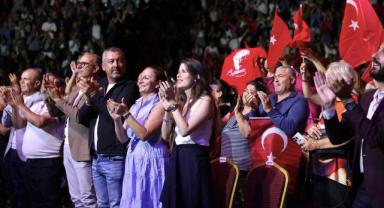 Alaçatı ve Çeşme’nin Kurtuluşu 103. yılında coşkuyla kutlandı