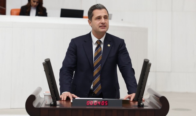 İZMİR’DE ÖĞRENCİLERE DİN VE CUMHURBAŞKANI SORGULAMASI İDDİASI