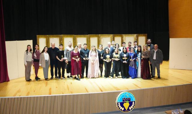 Turgutlu’da Tiyatroya ve Çocuk Festivaline Yoğun İlgi